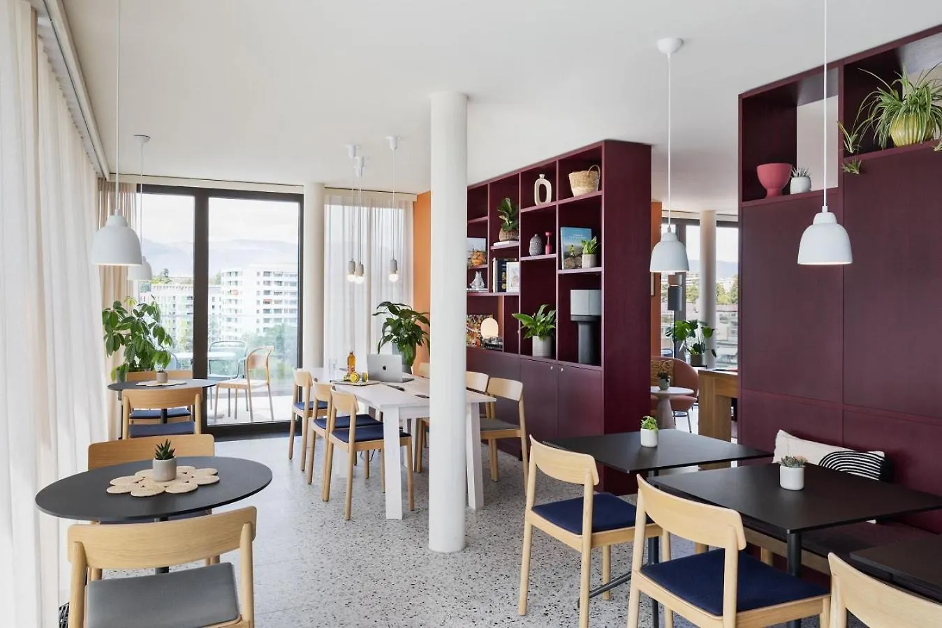 Stay Kooook Geneva City - Online Check In New Opening 3*,  Switzerland