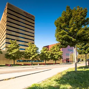 https://airport-hotel-basel.hotelsbaselswitzerland.com