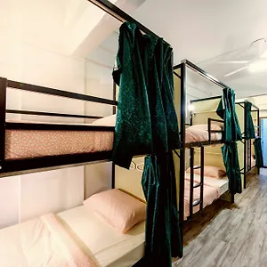 https://champagne.singapore-best-hotels.net