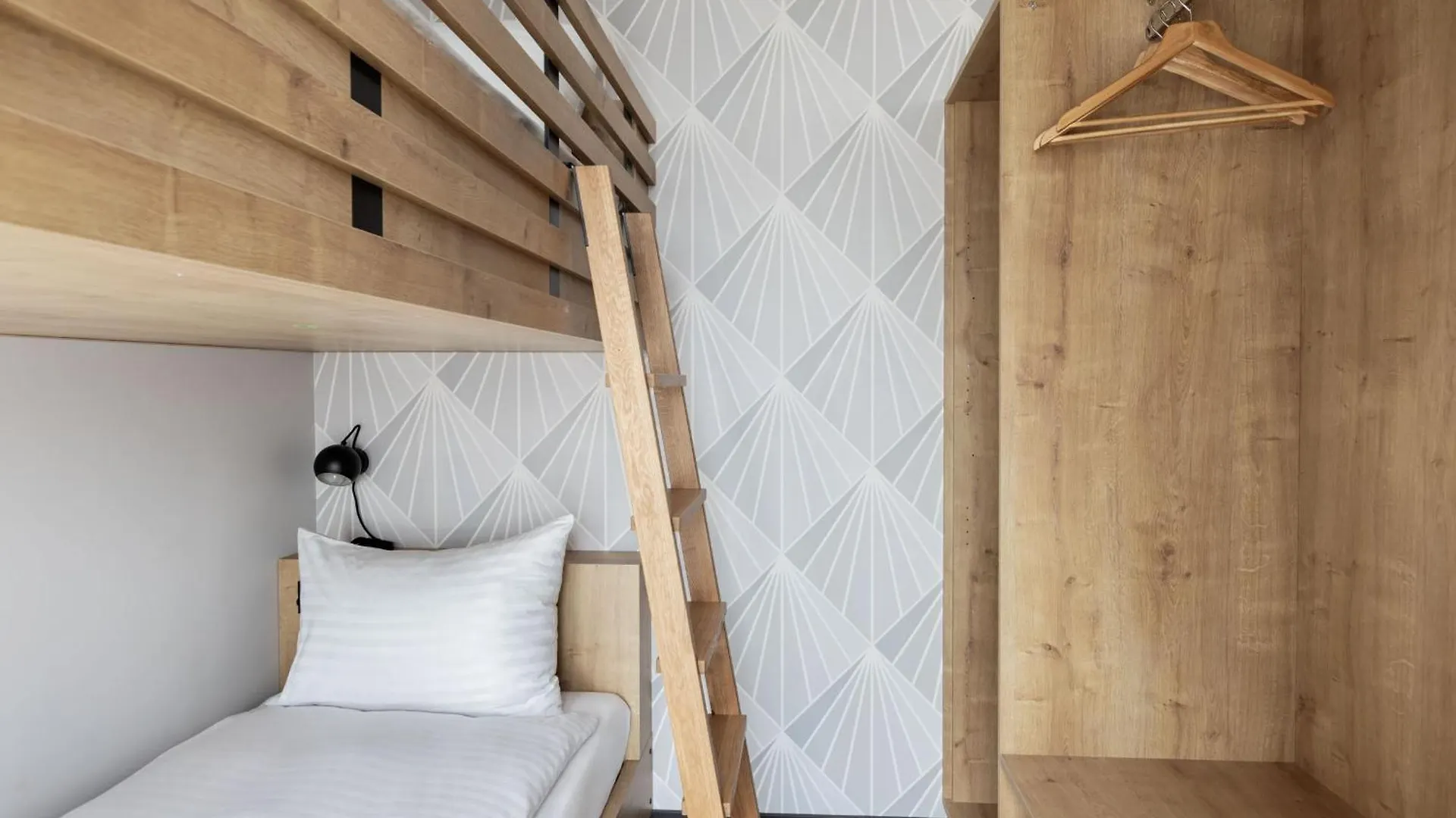 Stay Kooook Geneva City - Online Check In New Opening Aparthotel