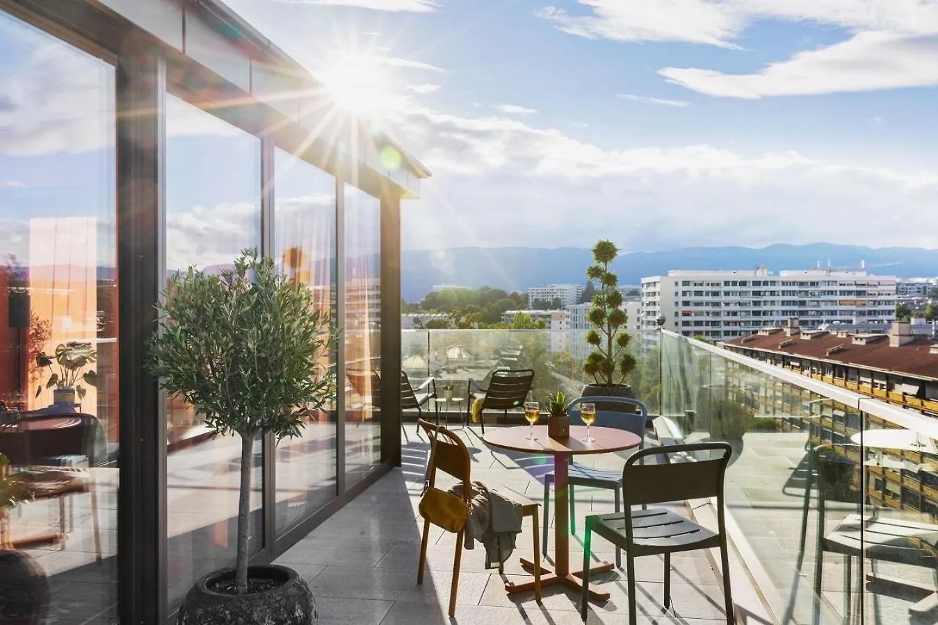 Stay Kooook Geneva City - Online Check In New Opening location